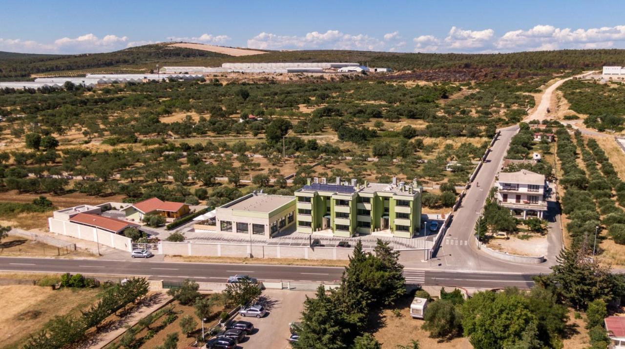 Apartmani Rubinic Турань Экстерьер фото