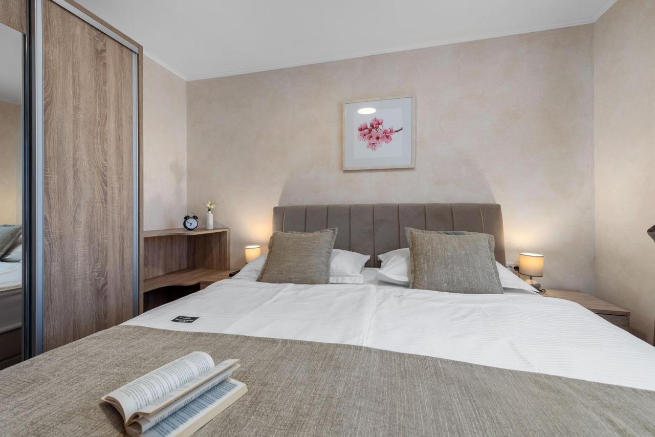 Apartmani Rubinic Турань Экстерьер фото