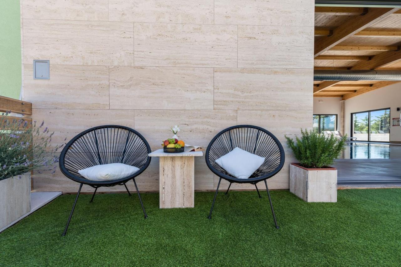 Apartmani Rubinic Турань Экстерьер фото